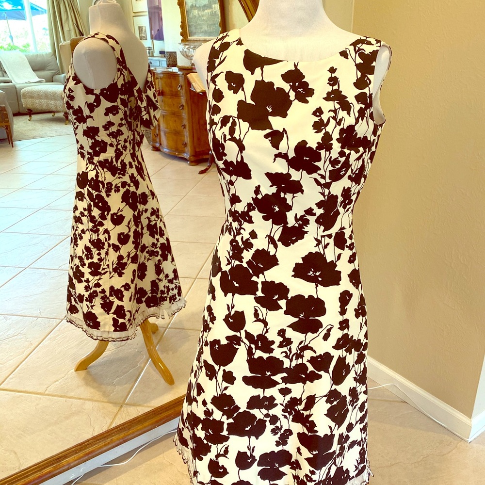 Incredible Oscar de la  Rent dress